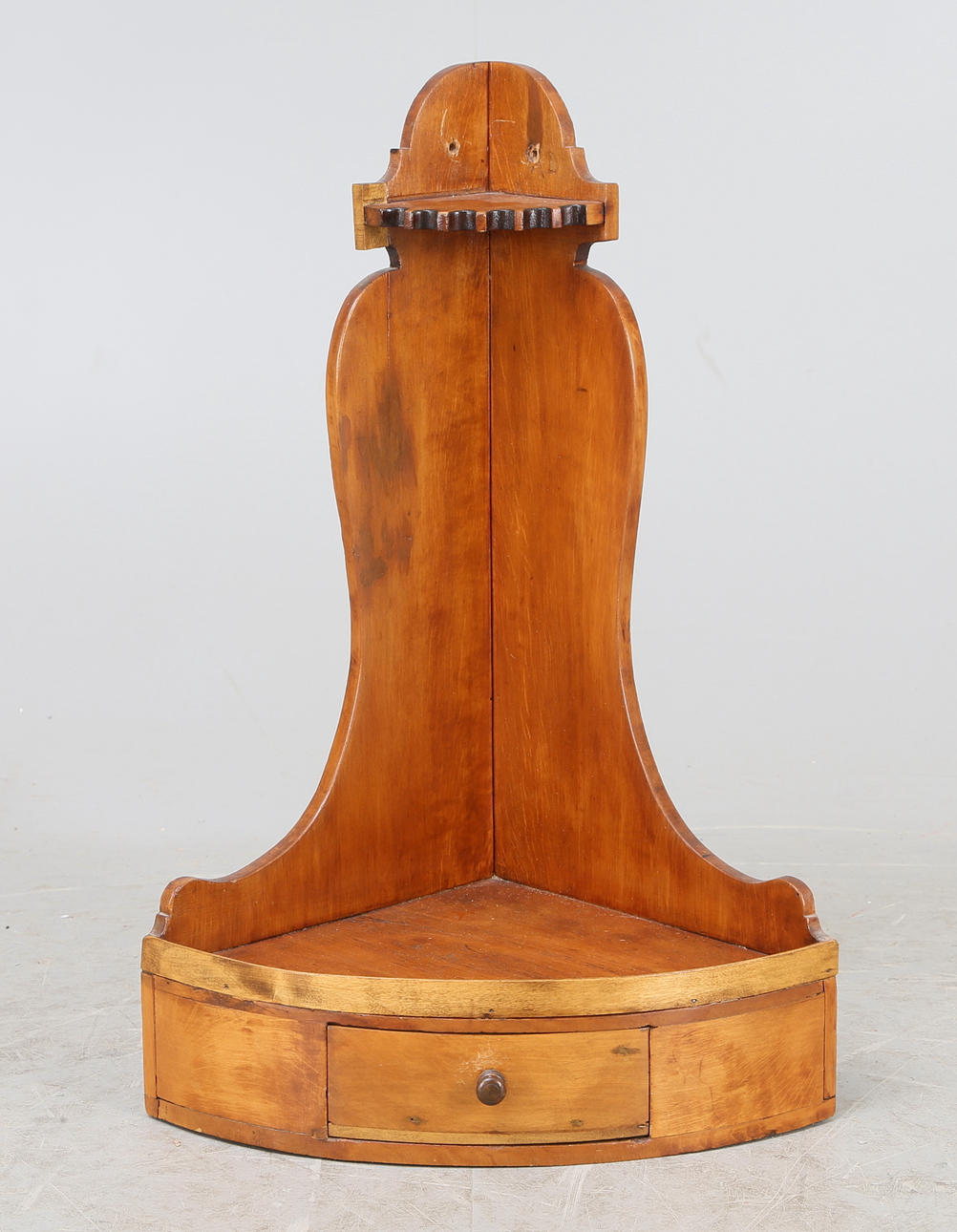 PIPHYLLA, trä, 1800-talets slut.