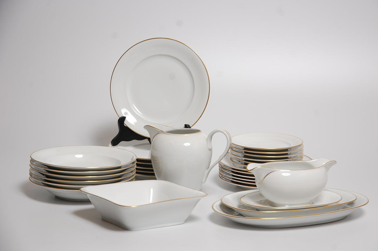 MATSERVIS, 29 delar porslin Hackefors.