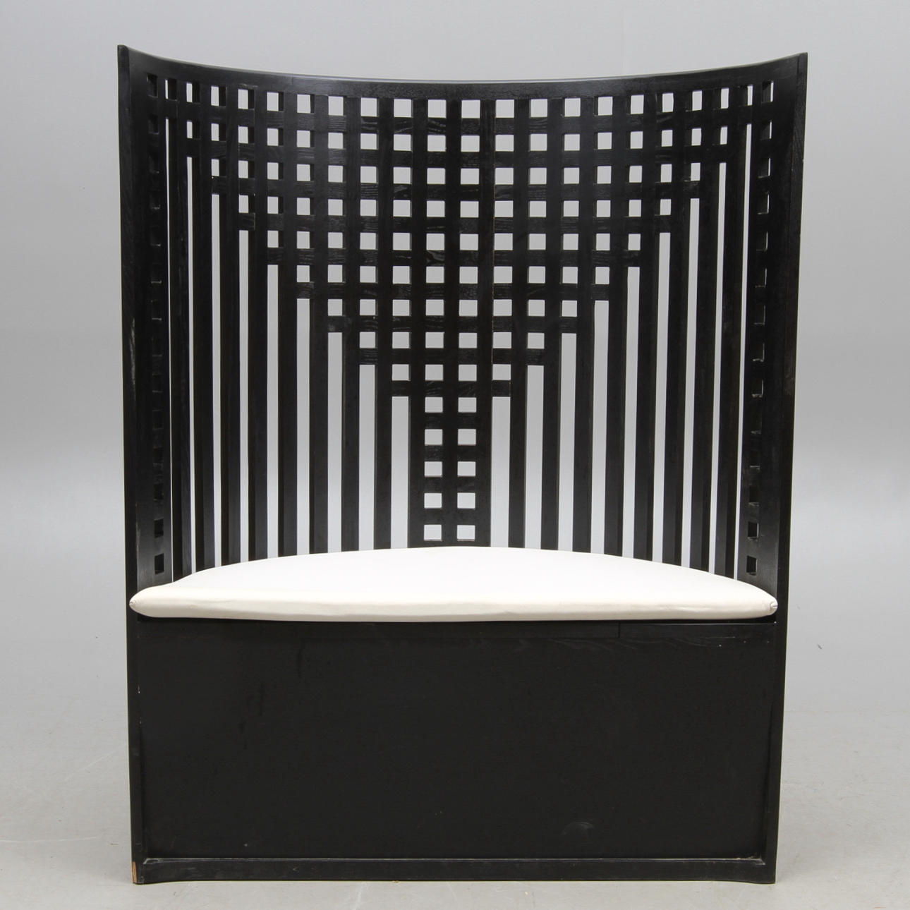 STOL, "Williow Chair", efter Charles Rennie Mackintosh, 2000-tal.