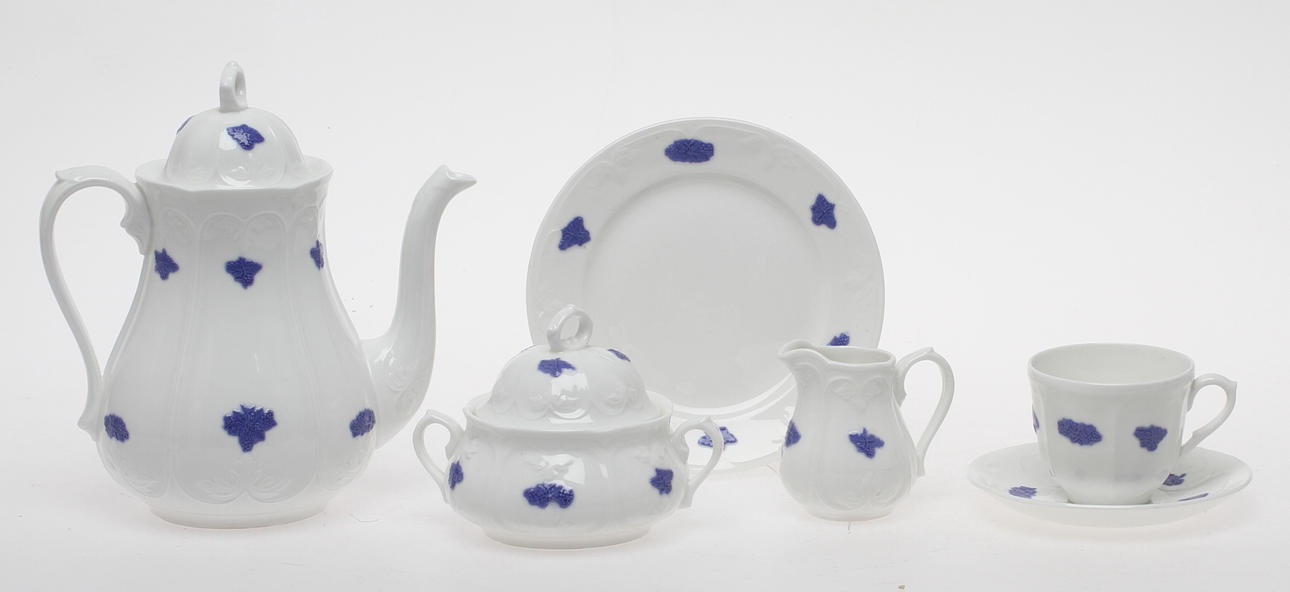 KAFFESERVIS, porslin, 27 delar, "Blå blom" Gustavsberg.