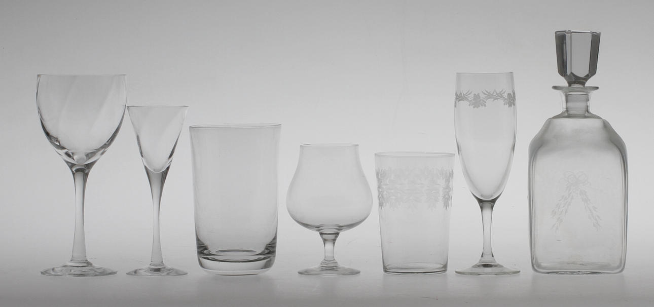 PARTI GLAS, 32 delar, bland annat Kosta Boda.