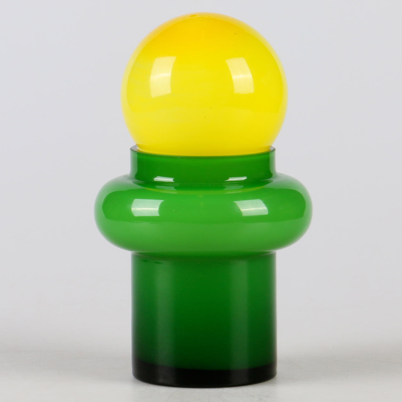 VAS, glas, PO Ström, Alsterfors Glasbruk, signerad, 1900-talets andra hälft.