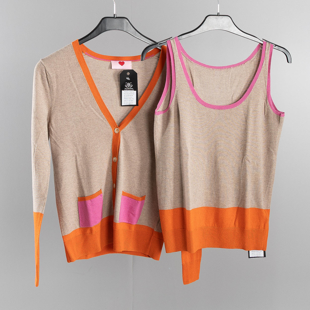 PULLOVER-SET aus Seide und Cashmere, Größe 36/38.