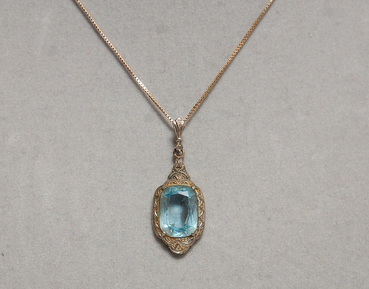 HÄNGE, silver med aquamarin, 1900 talets första hälft.