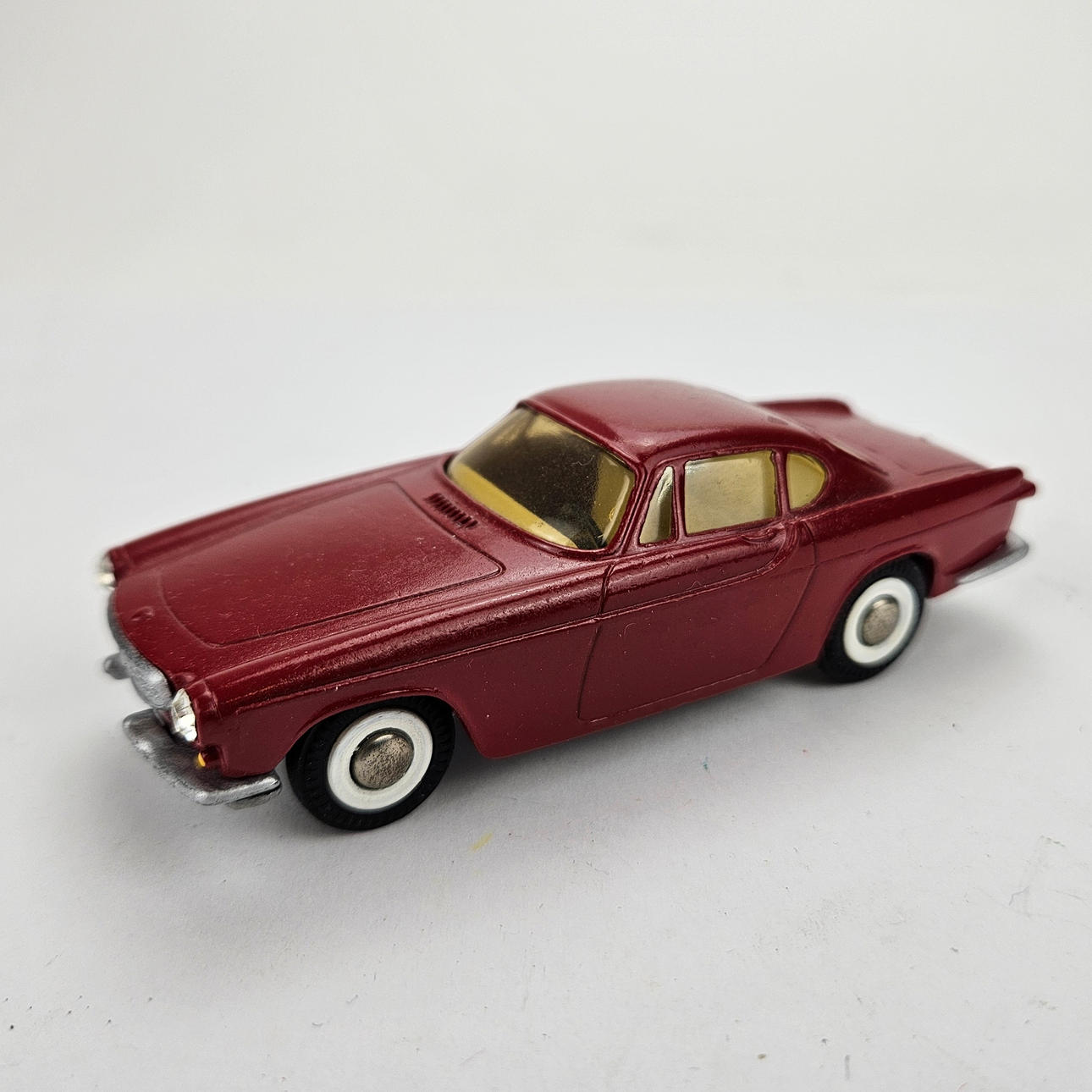 MODEL CAR, sheet metal, model 825, Volvo 1800, Tekno, Denmark
