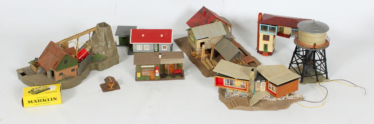 BYGGNADER, 7 st. Faller, HO.