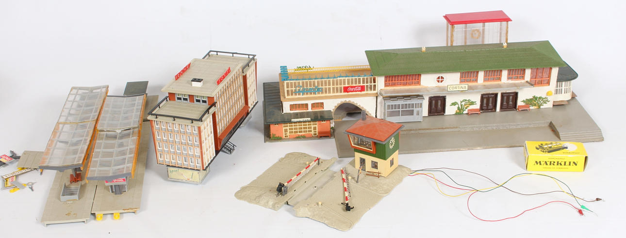 BYGGNADER och TUNNEL, Faller, HO.