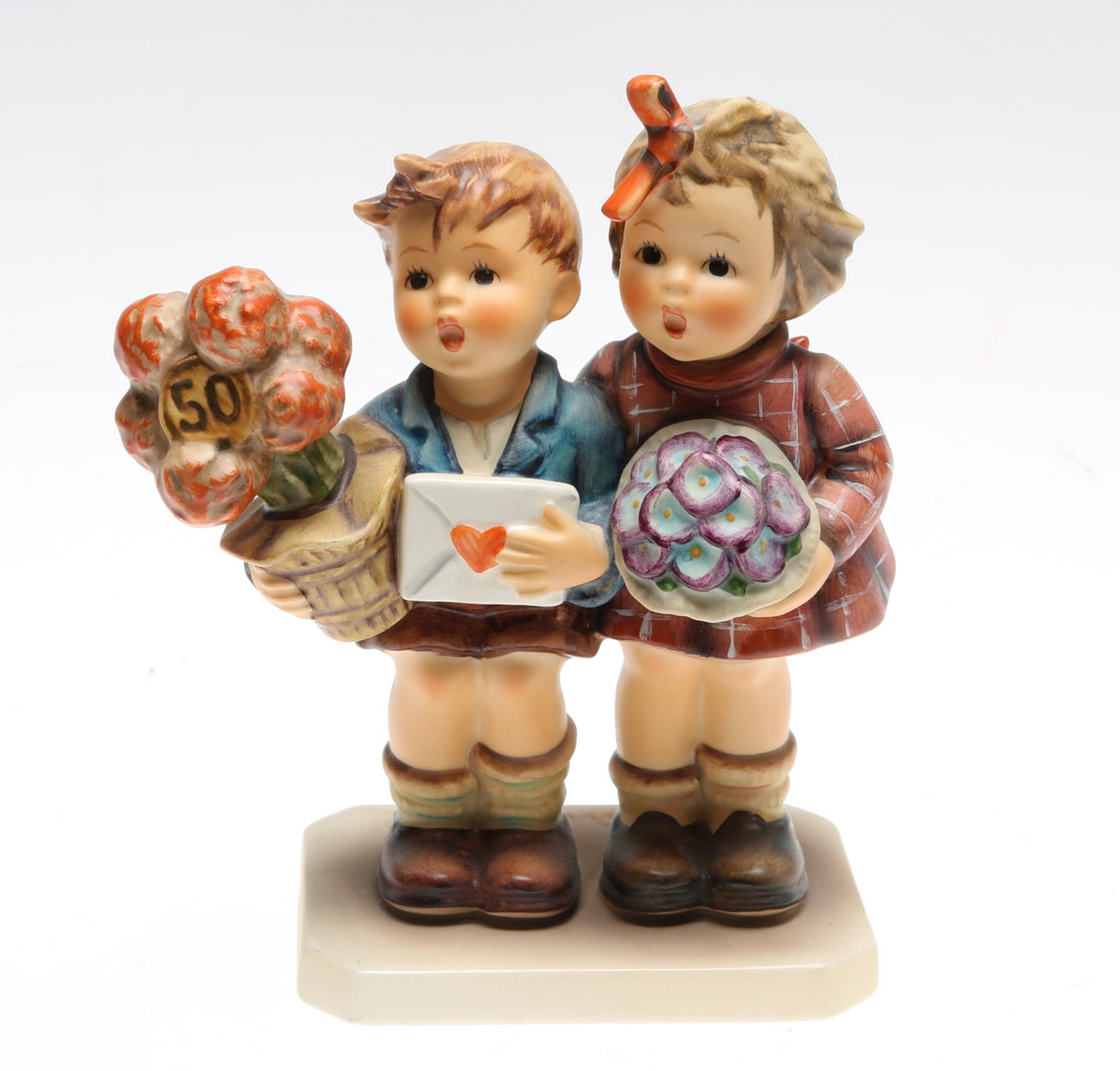 FIGURIN, porslin, "The love lives on", Goebel, Tyskland, 1900-talets senare del.