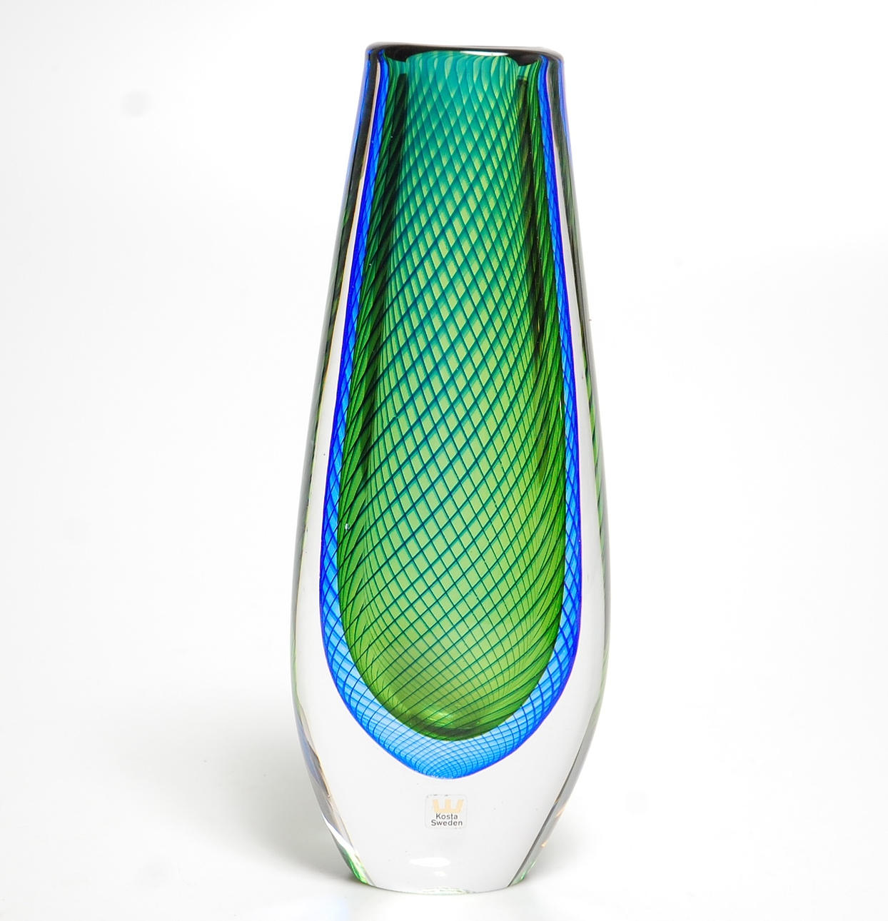 VICKE LINDSTRAND. VAS, signerad Lindstrand kosta 41391.