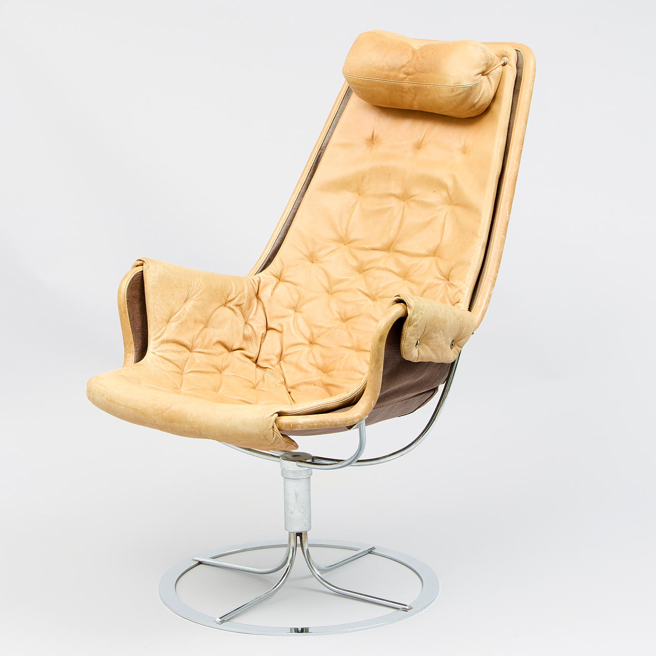 BRUNO MATHSSON. Fåtölj, "Jetson", DUX.