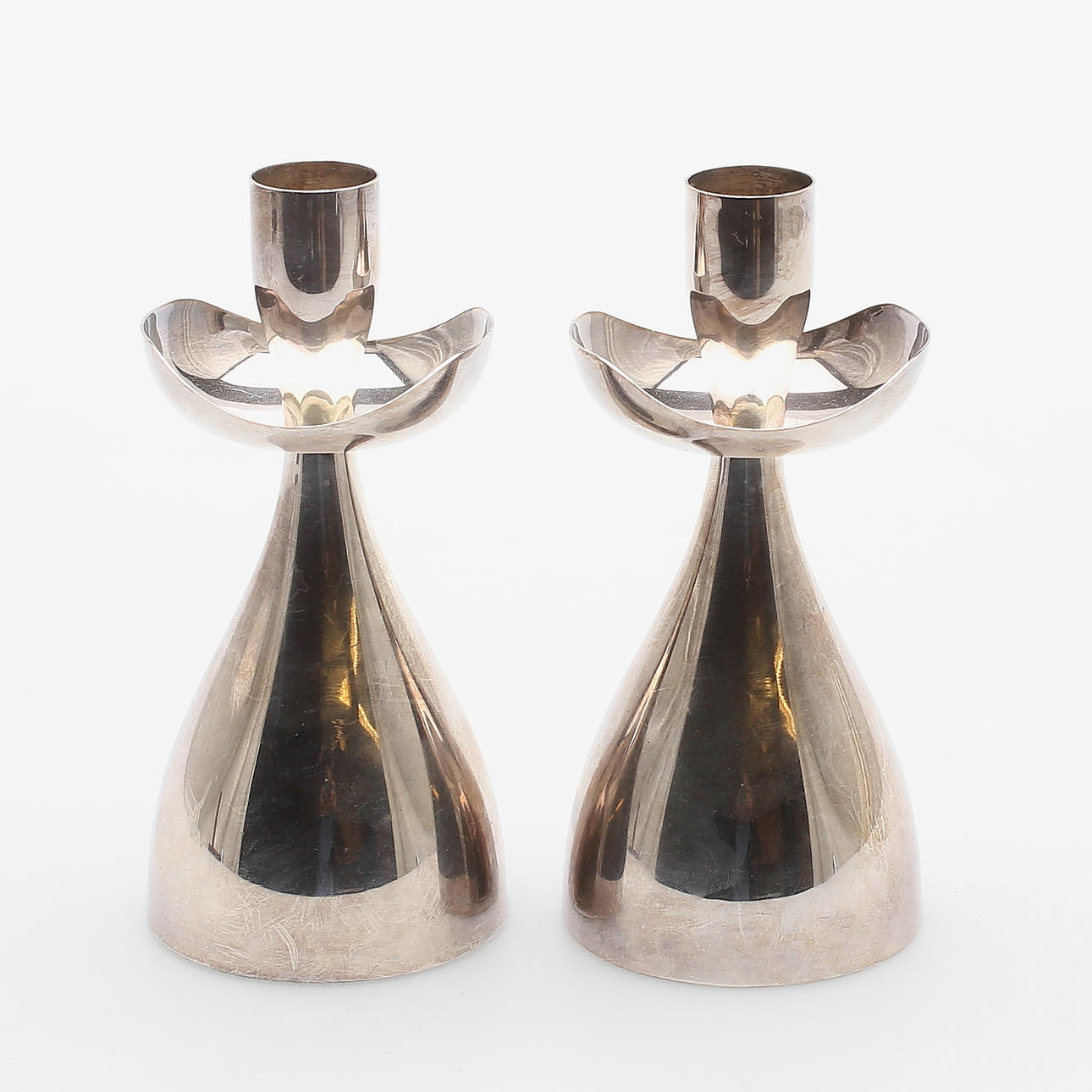 LJUSSTAKAR, ett par, silver, Tage Göthlin, Tenn & Silver AB, Göteborg, 1959, totalvikt.