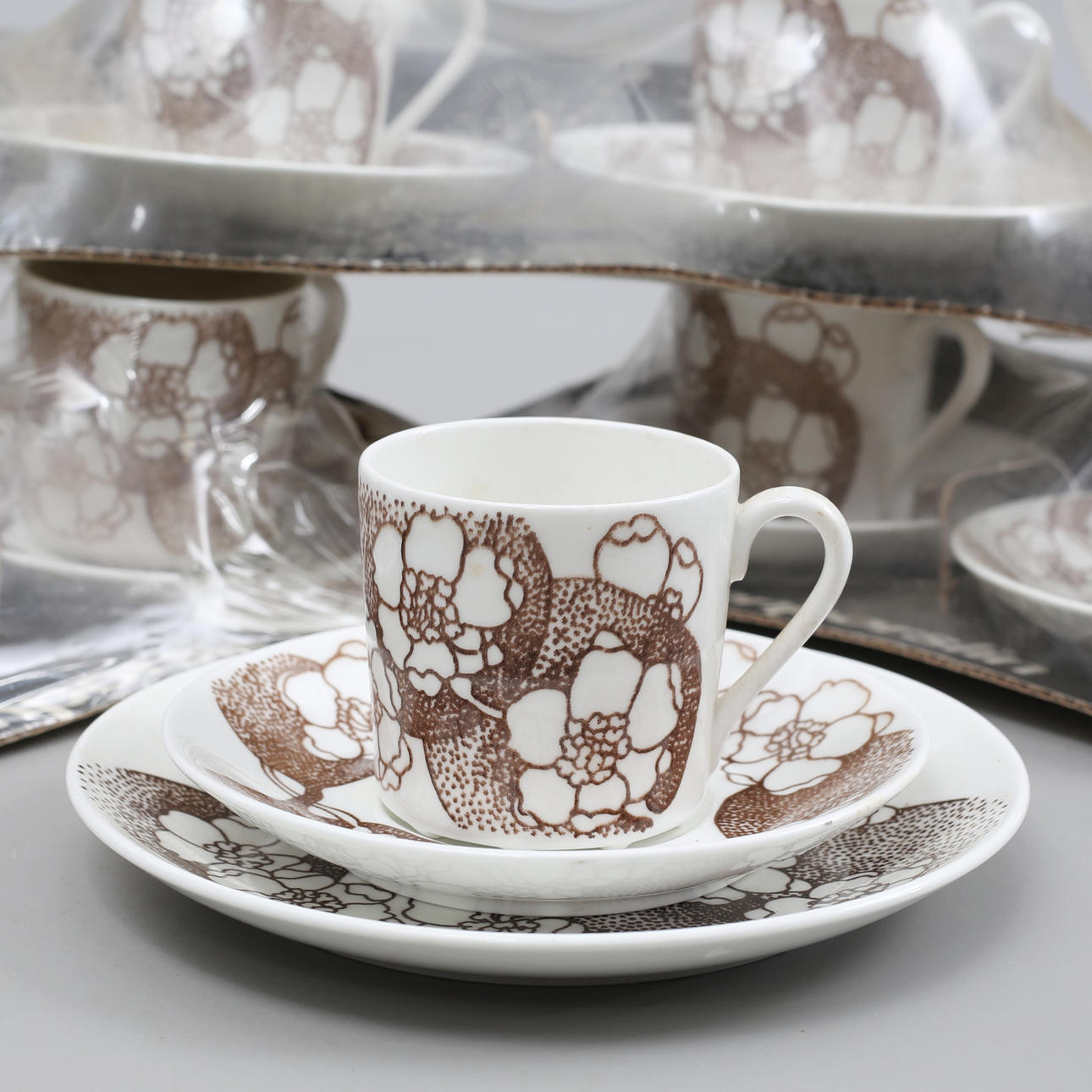 paul-hoff-kaffeservisdelar-emma-37-st-gustavsberg-keramik