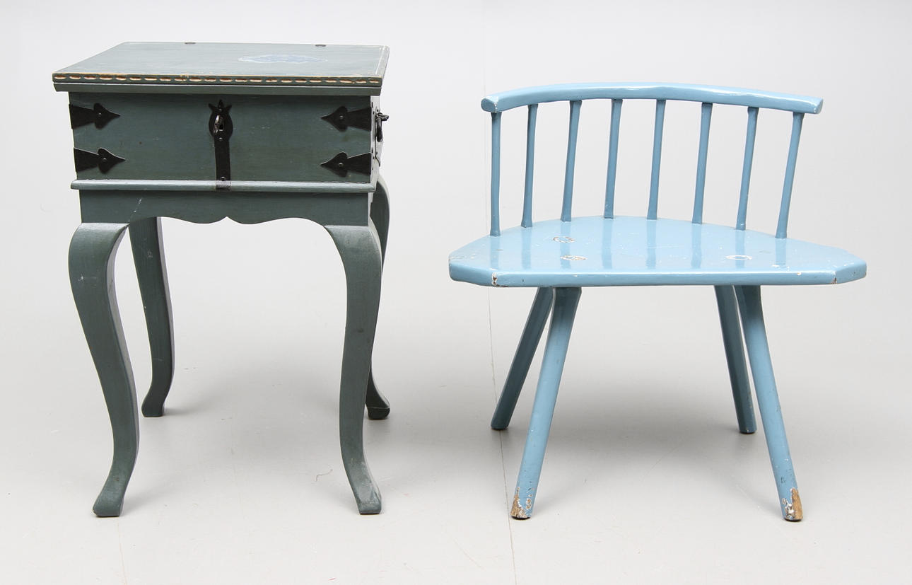 SKRIN 1700-1800-tal,samt karmstol 1800-tal.