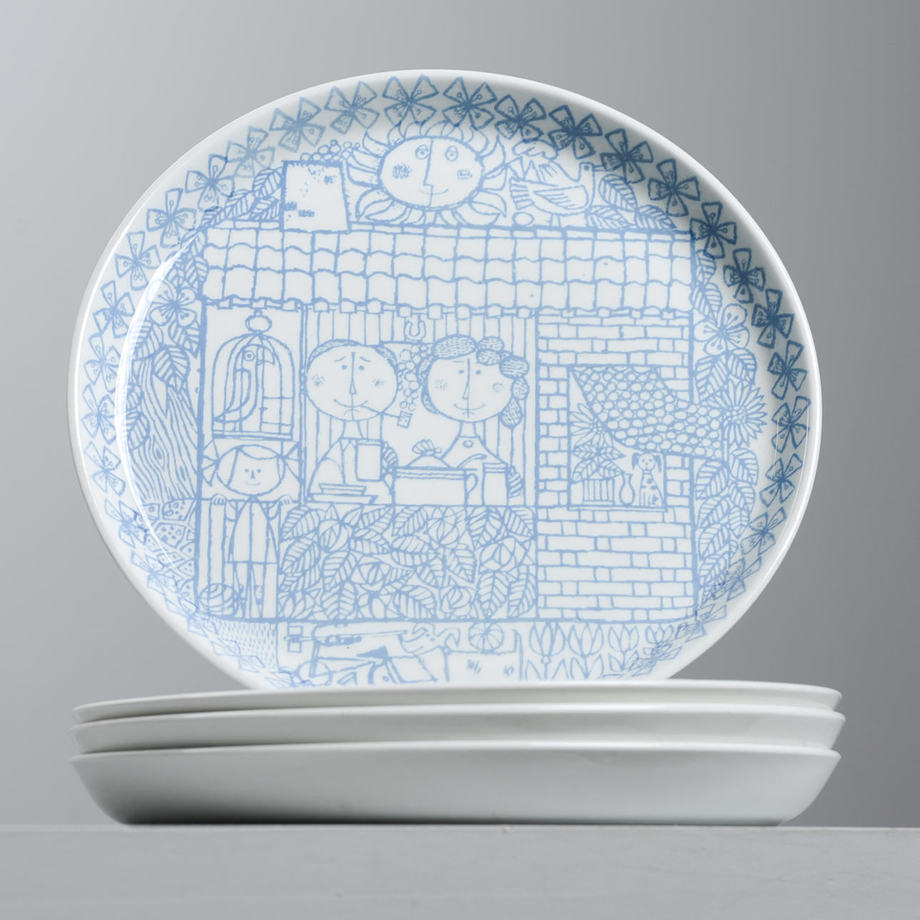 STIG LINDBERG. A set of 4 “Boro” dinner plates, Gustavsberg, 1960