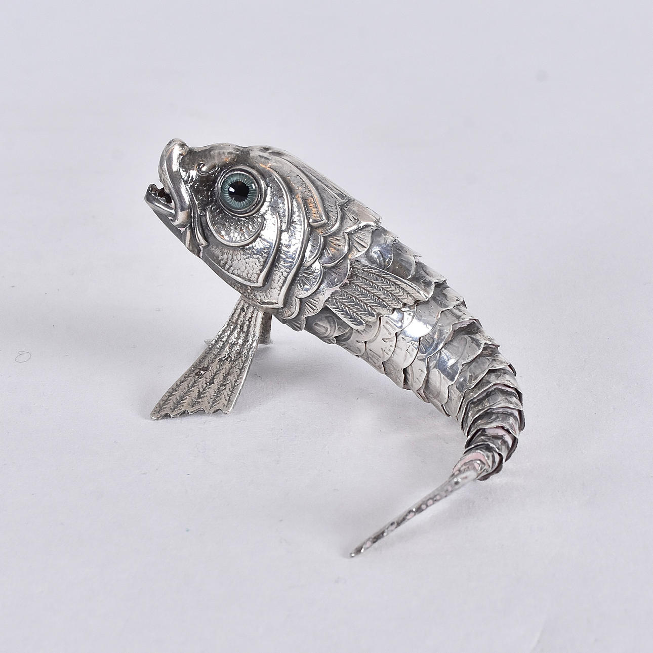 TABLE DECORATION, 915/1000 silver.