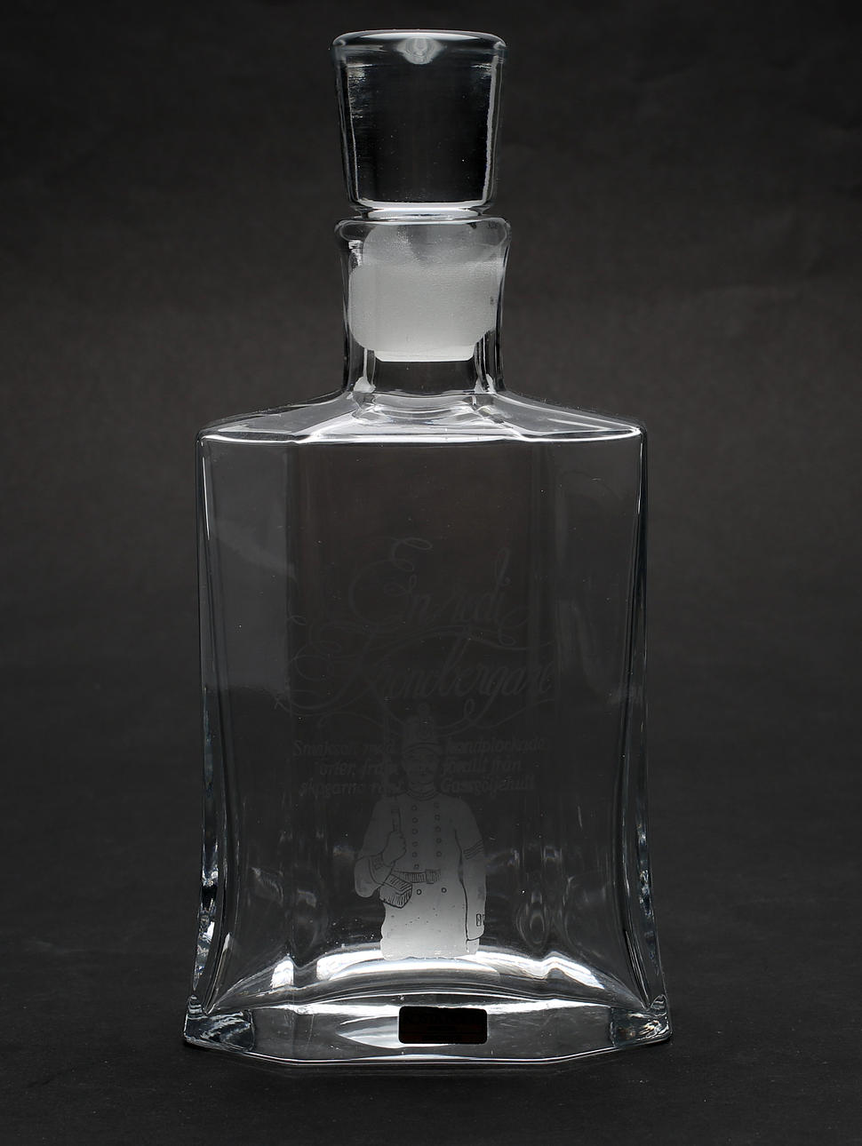 KARAFF med PROPP, "En redig Kronobergare", Kosta Boda.