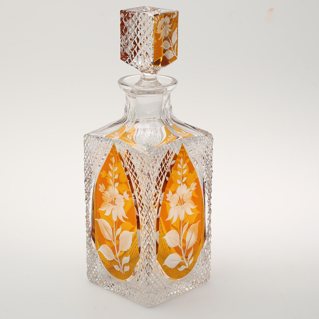 KARAFF, graverat glas.