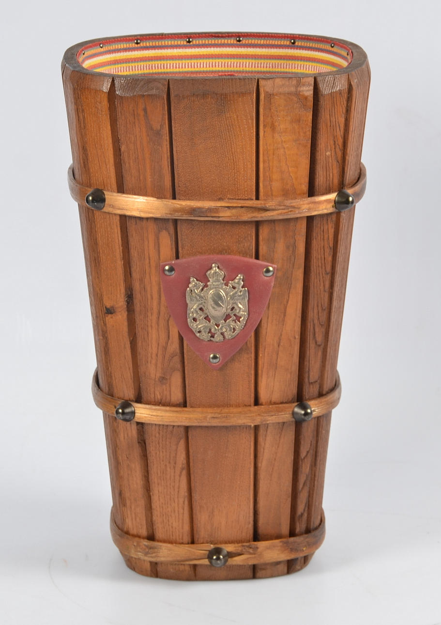 PARAPLYSTÄLL, trä.