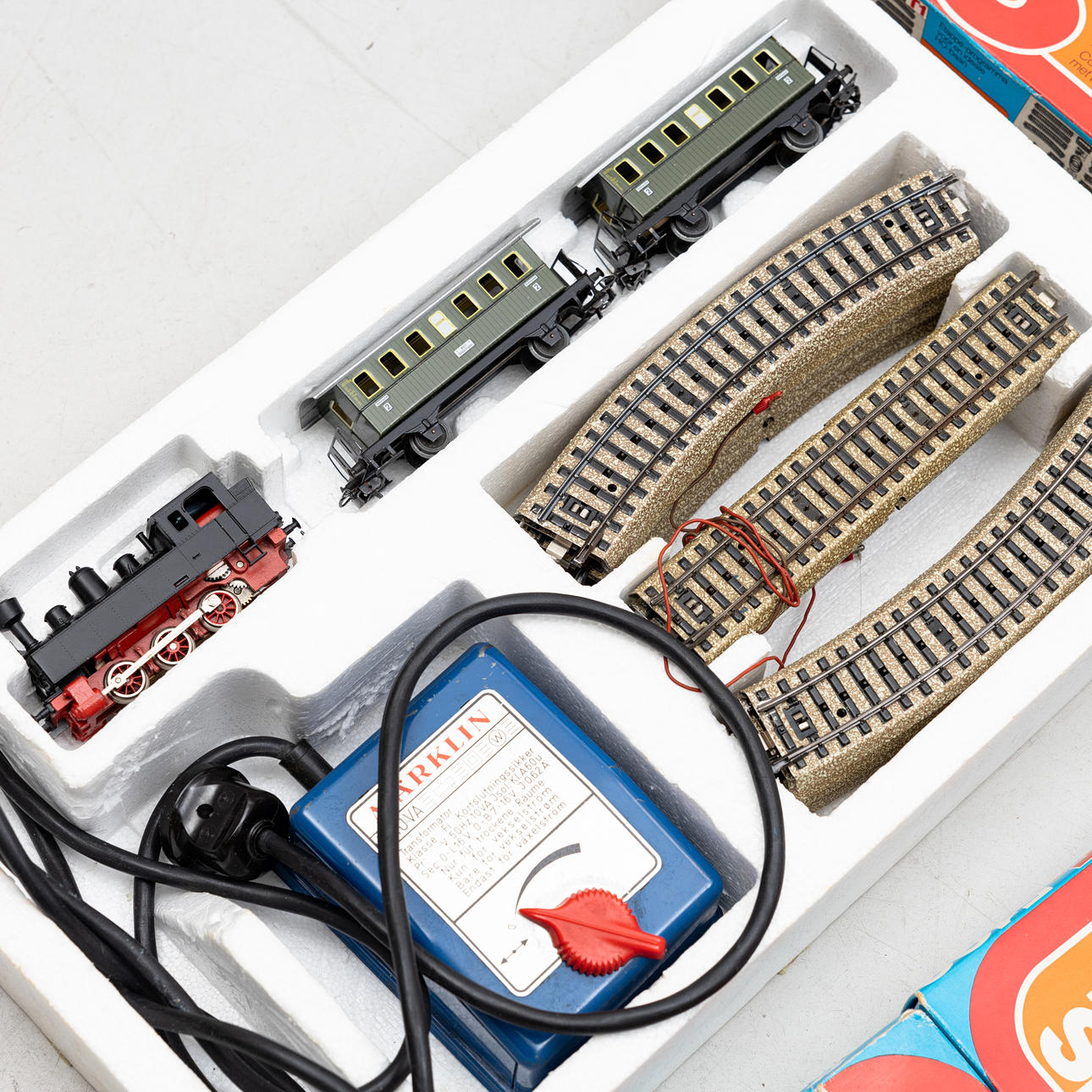 MÄRKLIN S 2920 train set with steam locomotive, 2 carriages, rails