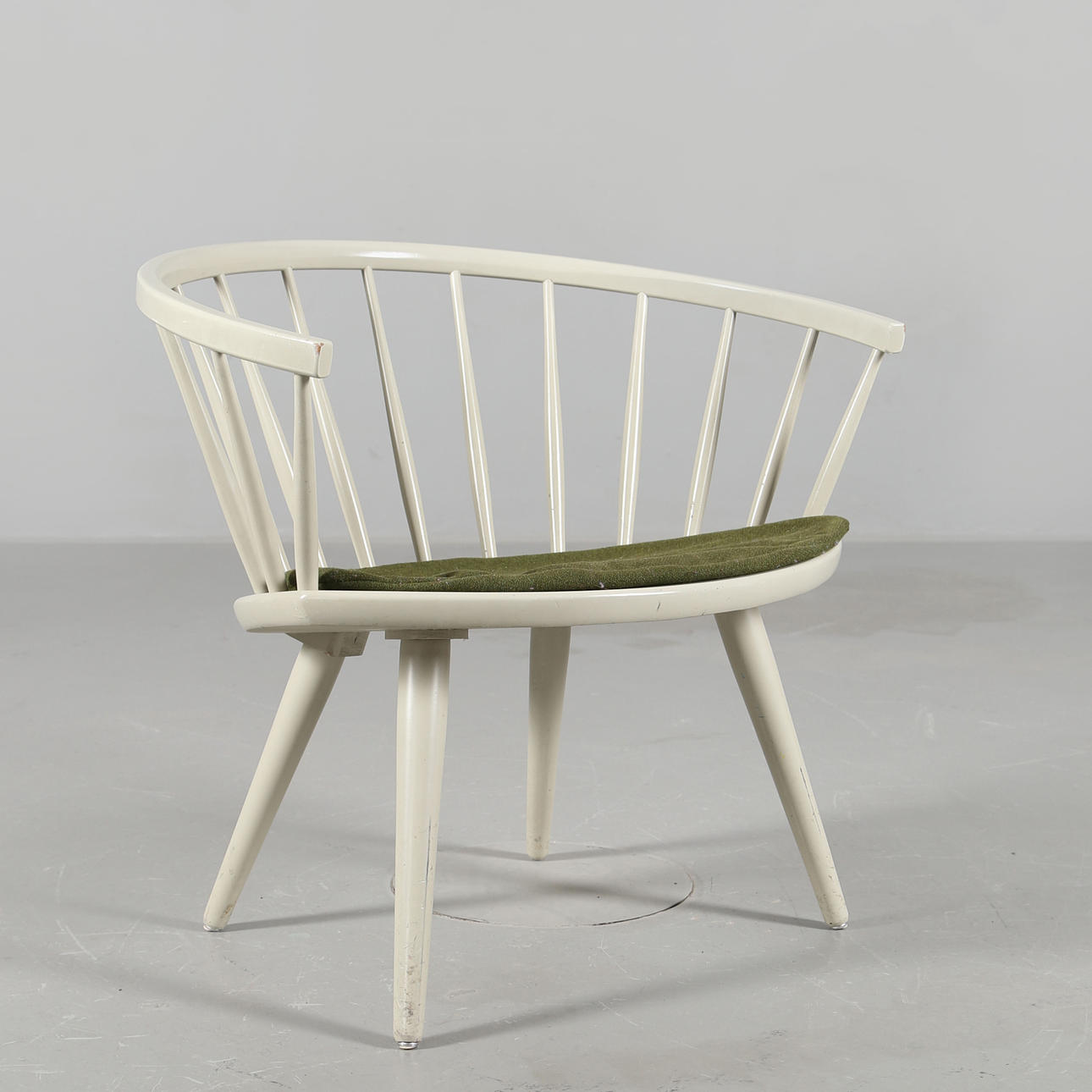 KARMSTOL "Arka", Yngve Ekström, formgiven 1955.