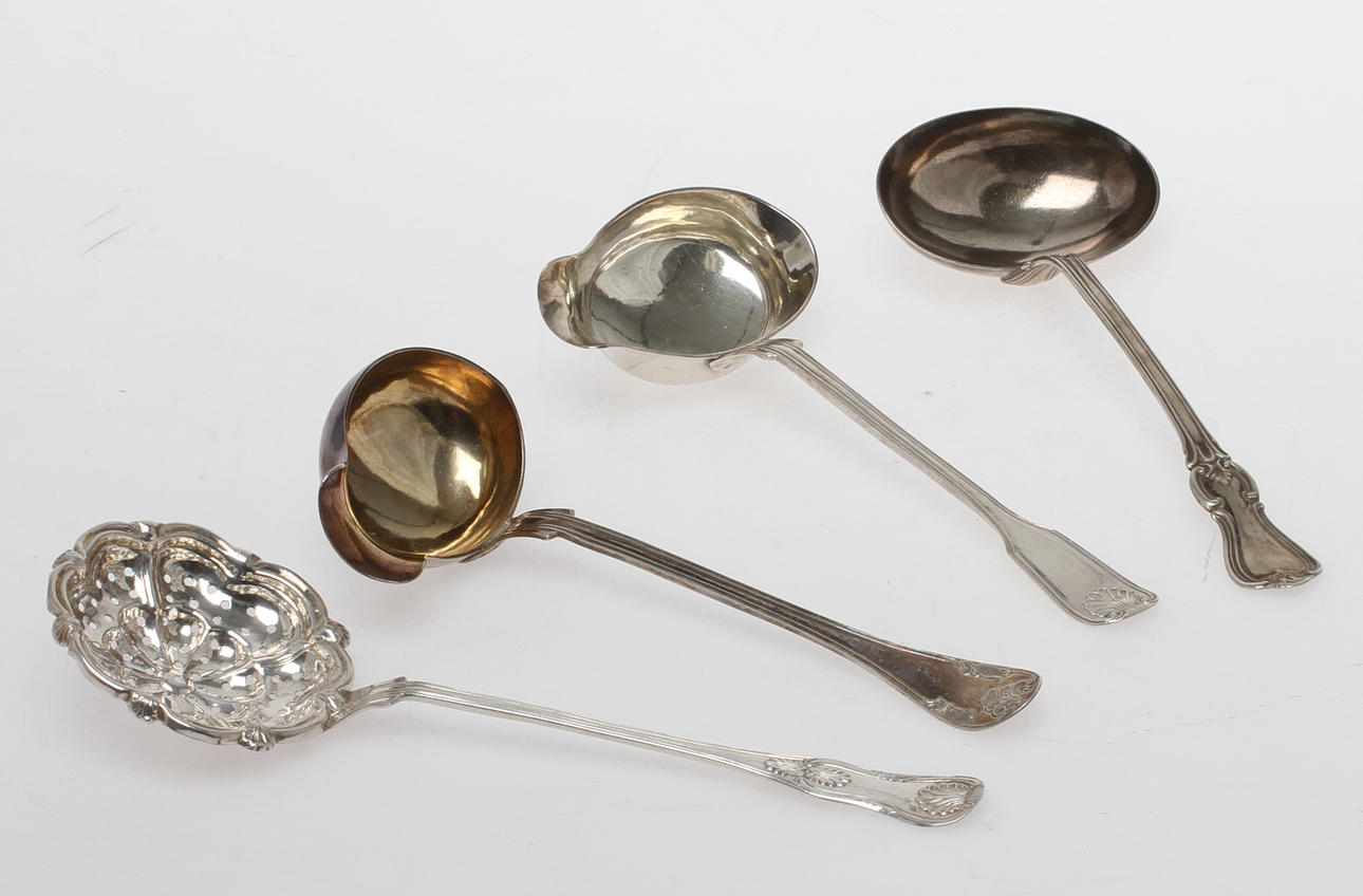 PARTI SILVER, 4 delar. Tot vikt 213 gram.