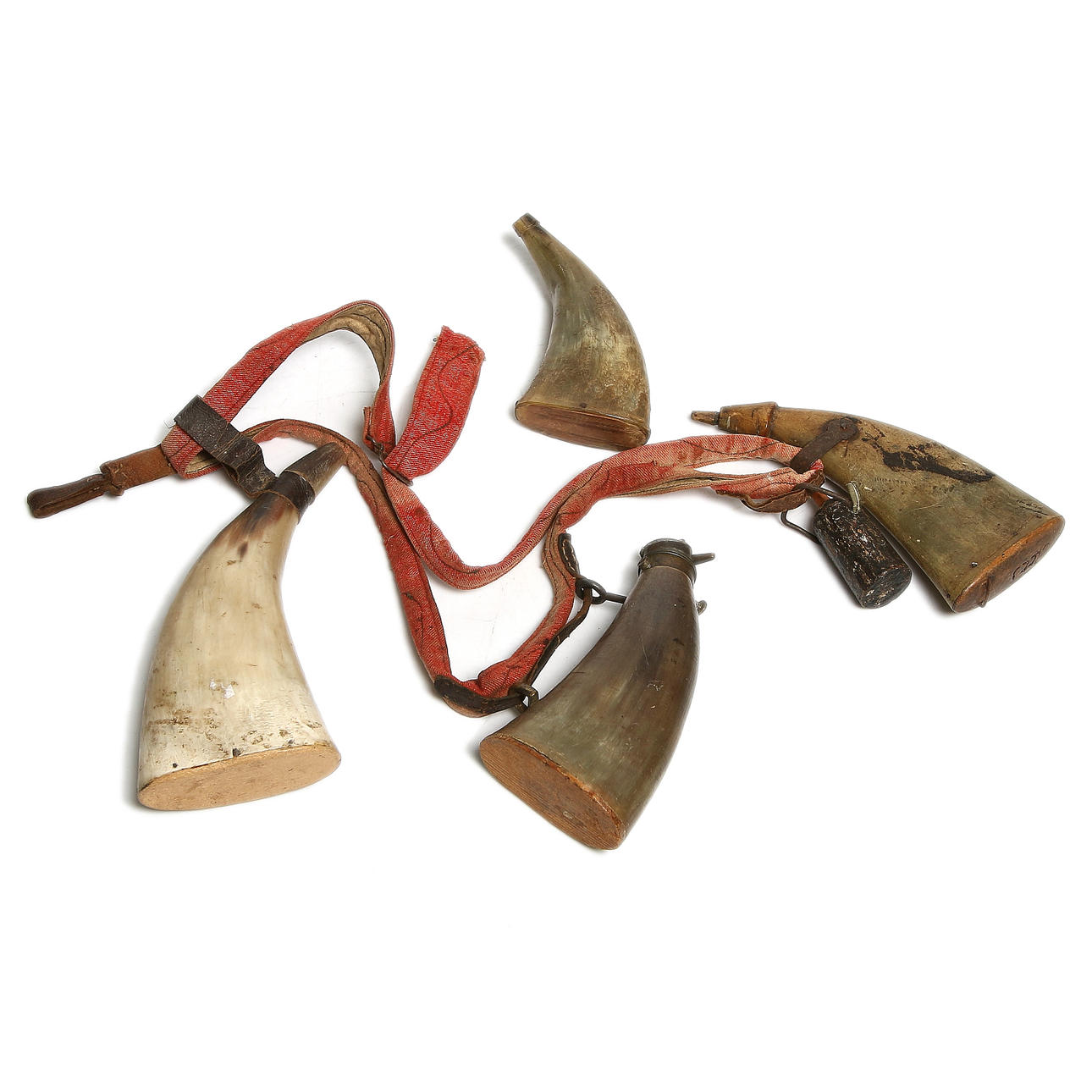 GEHÄNG med KRUTHORN, 1800-tal.