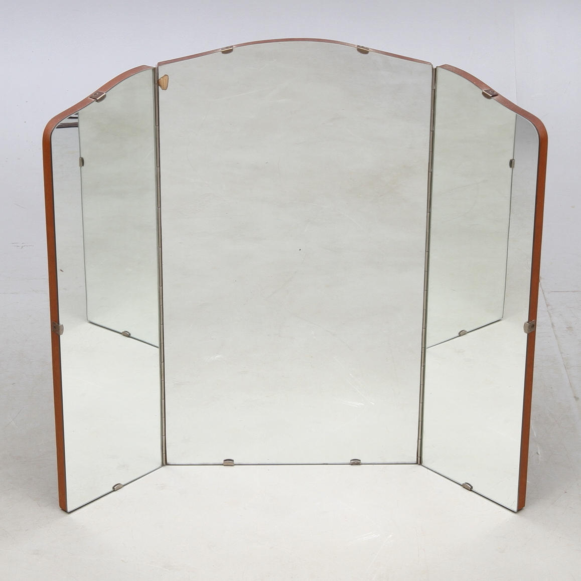 SPEGEL, 3 delad, omkring 1900-talets mitt.