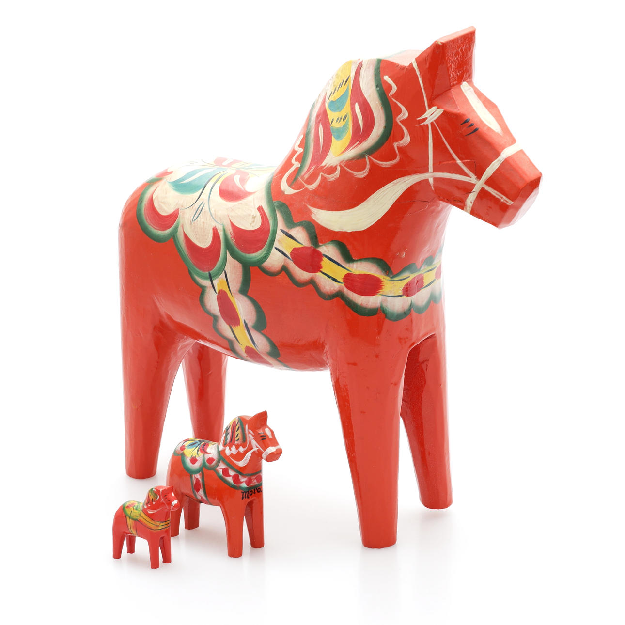 DALAHÄSTAR, 3 st, bemålat trä, 1900-tal.