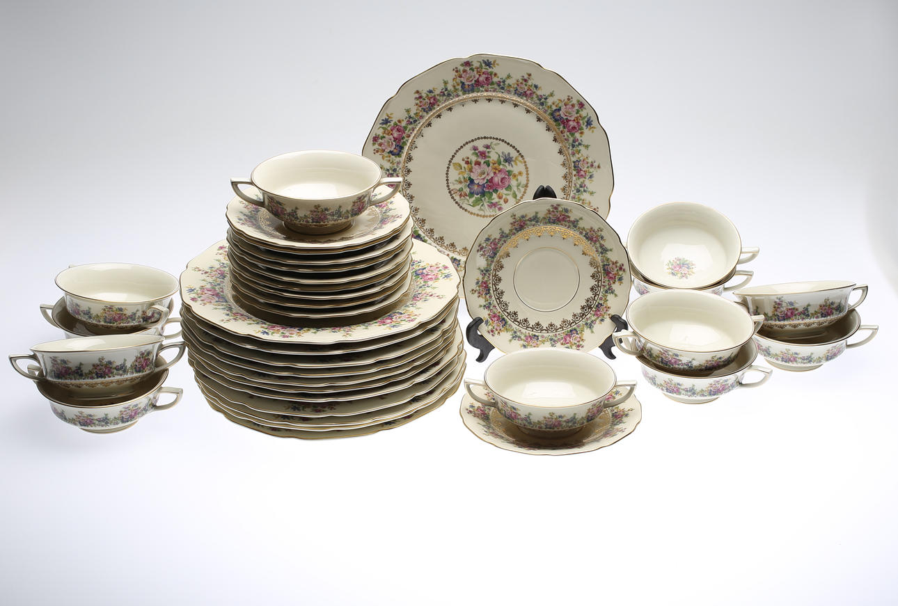 SERVISDELAR, 24 delar, porslin, Bohemia, 1900-talets första del.