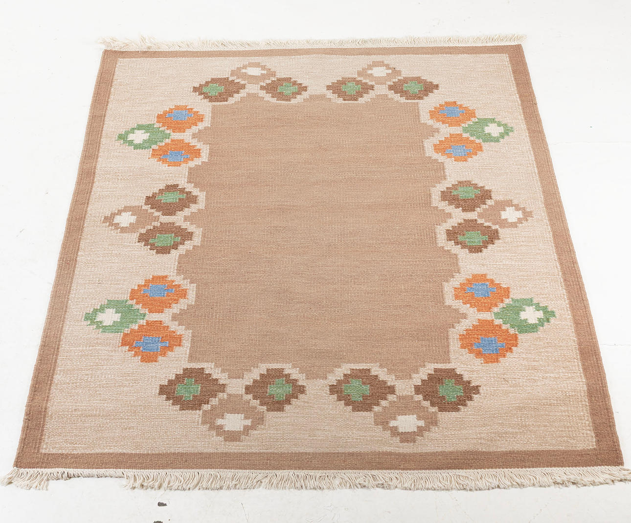 CARPET, wicker approx 205 x 140 cm.