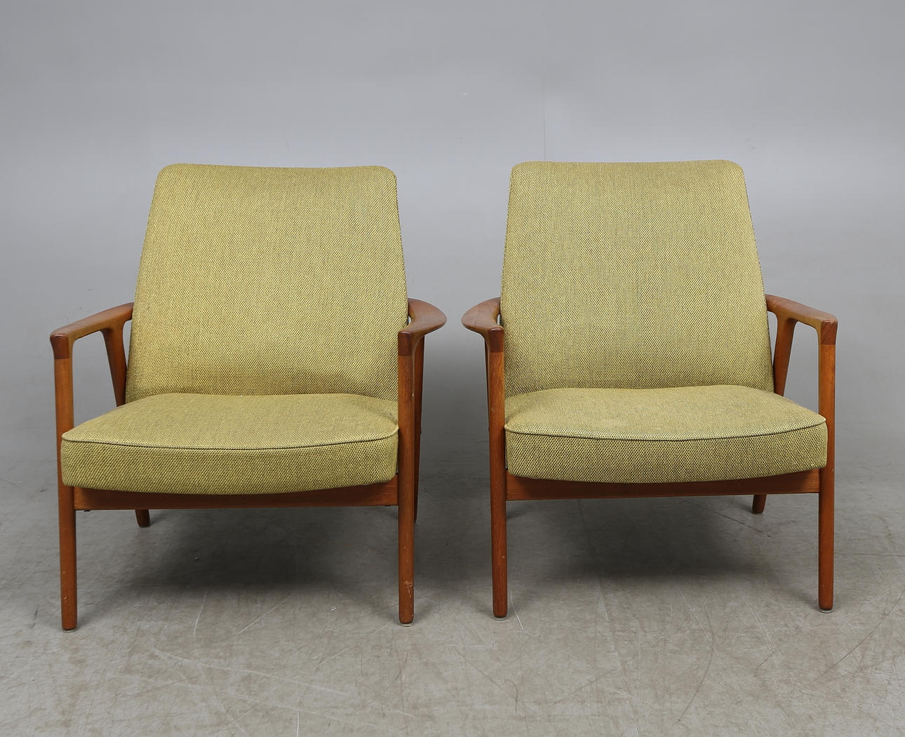 FÅTÖLJER, ett par, Bröderna Andersson, 1900-talets tredje kvartal.