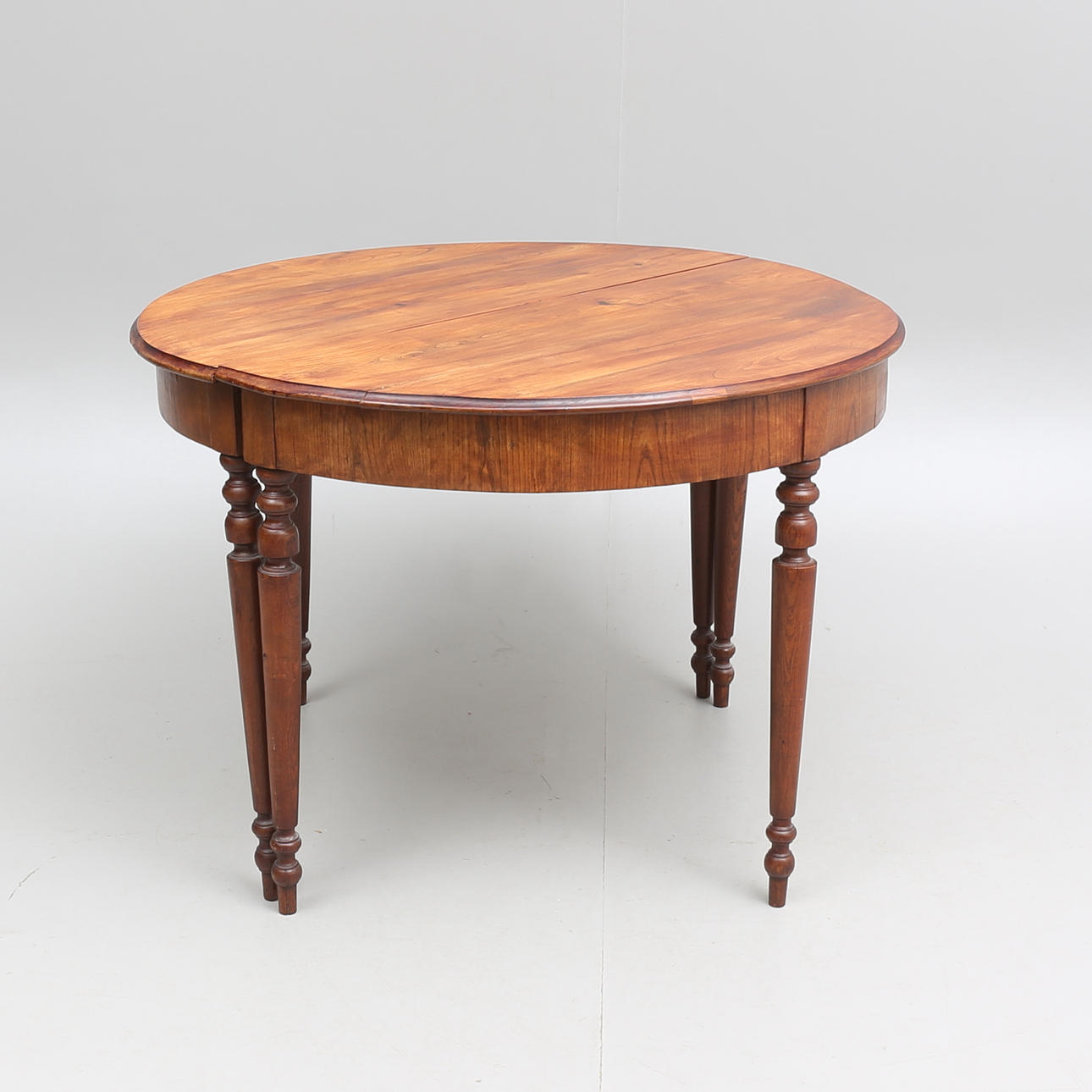 HALVMÅNEBORD, sent 1800-tal.