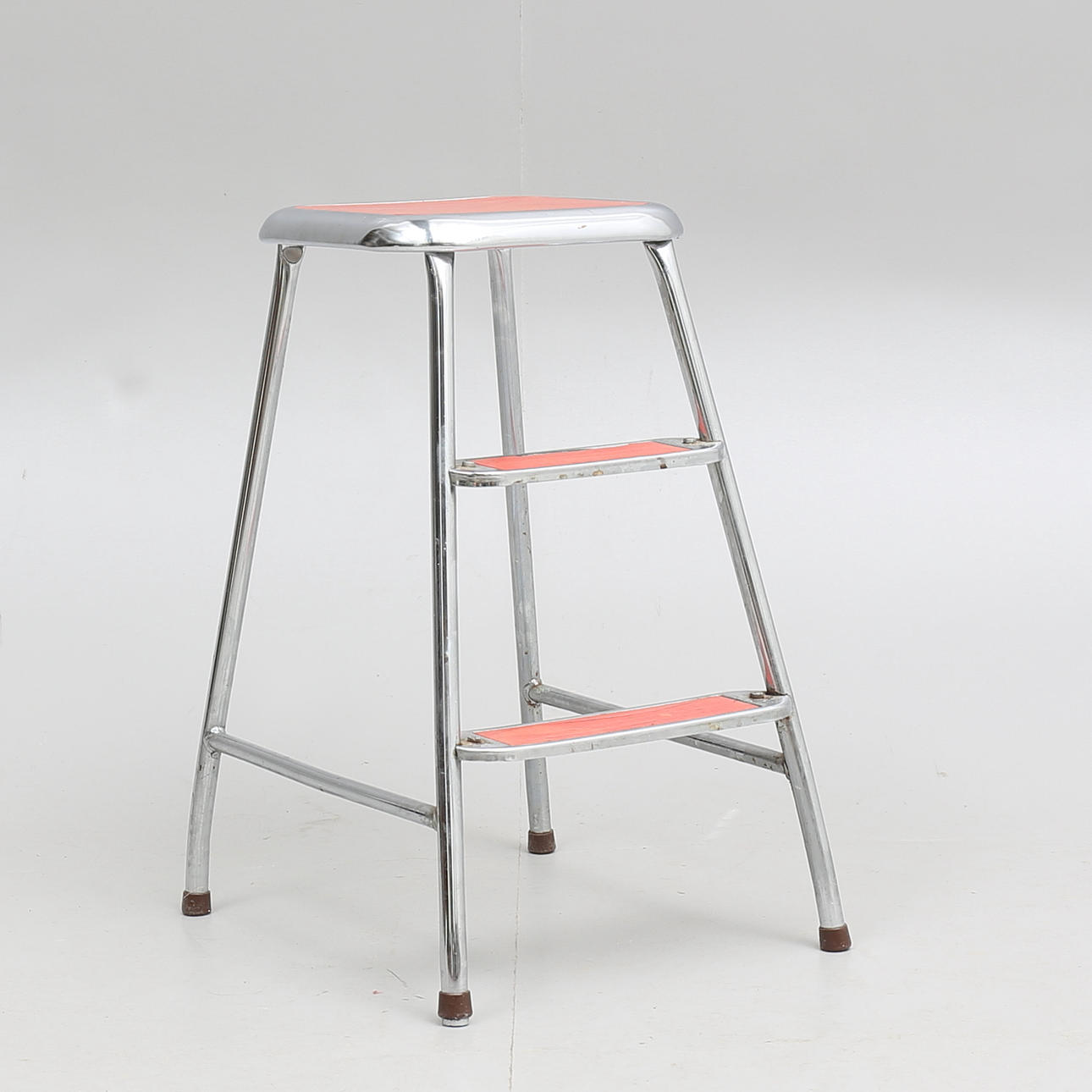 STEGPALL. AWAB, 1900-talet.