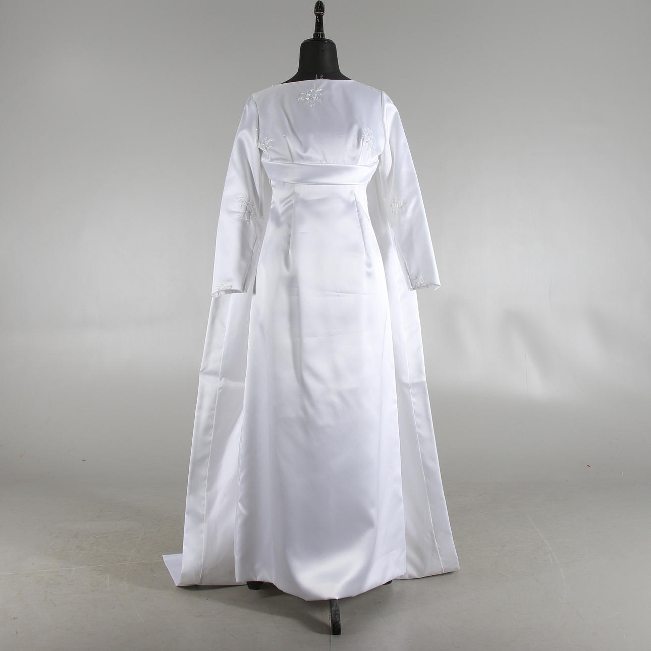 BRUDKLÄNNING, Strl 38/40.