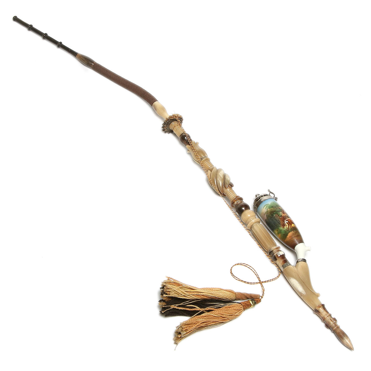 LÅNGPIPA, horn, vitmetall/porslin. Tyskland 18/1900-tal.