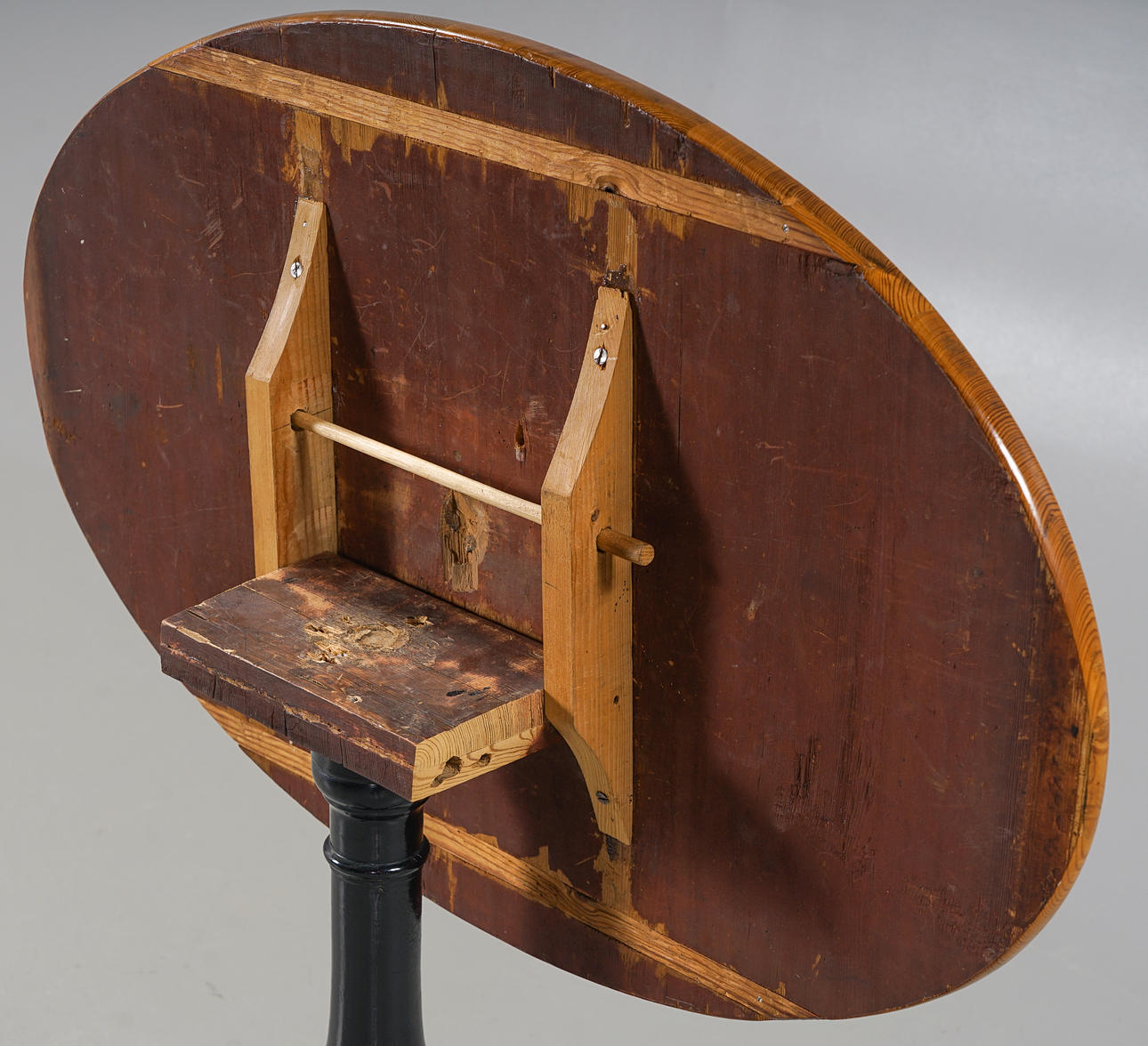 FÄLLBORD Alrot, 1800-tal. Möbler - Bord - Auctionet