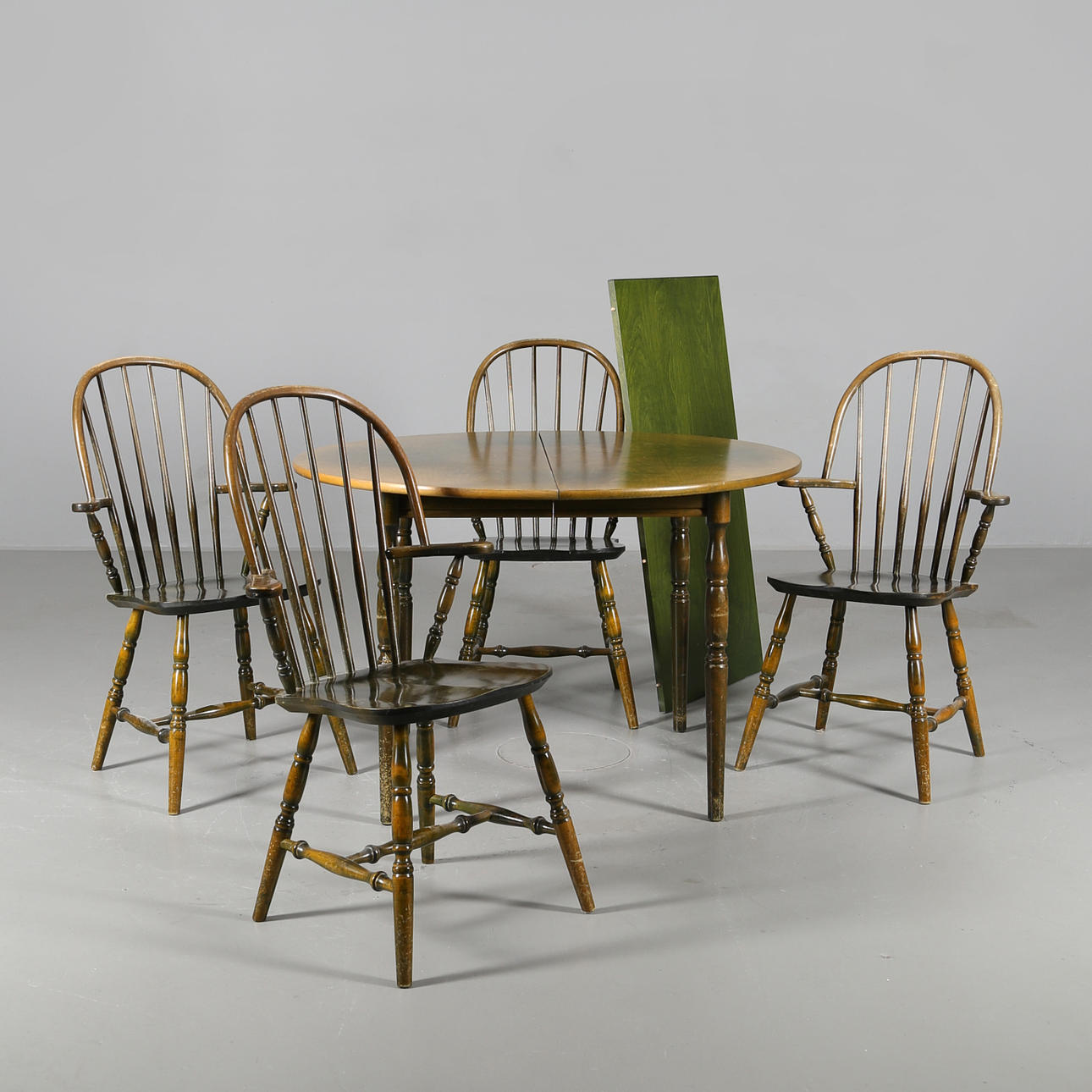 BORD OCH KARMSTOLAR, 6 DELAR, Nesto, Nässjö Stolfabrik.