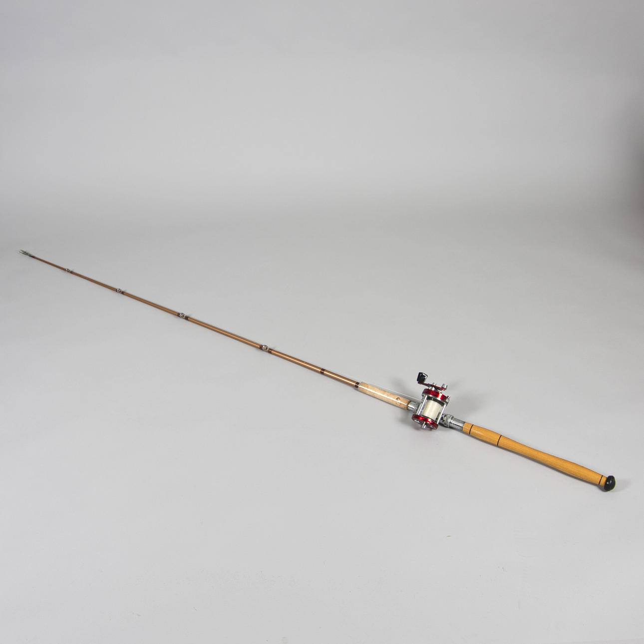 FISKESPÖ, "Ambassadeur 7000" rulle.