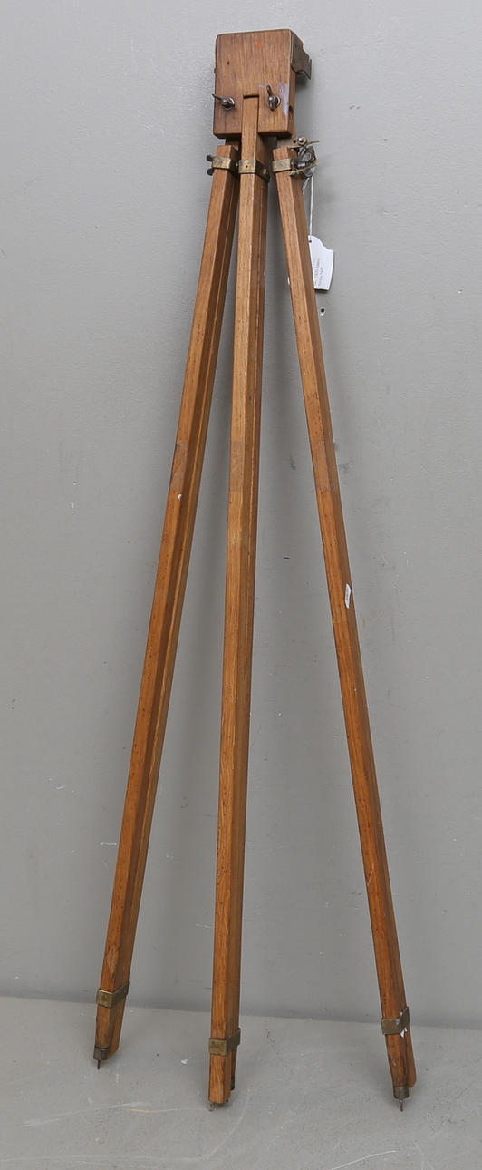 RESESTAFFLI, ek, 1900-talets första hälft.