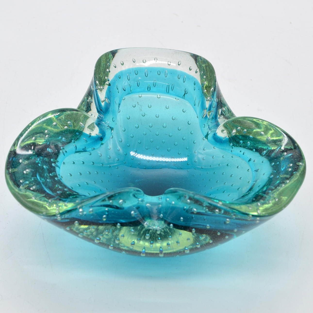 ARCHIMEDE SEGUSO. MURANO GLASS BOWL, BLUE-TRANSPARENT WITH AIR