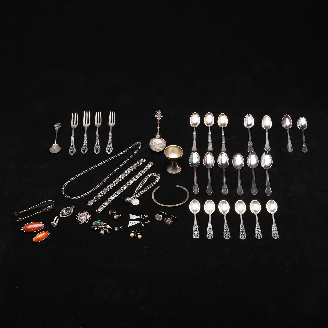 PARTI SILVER, 48 st, Totalvikt 551 gram.