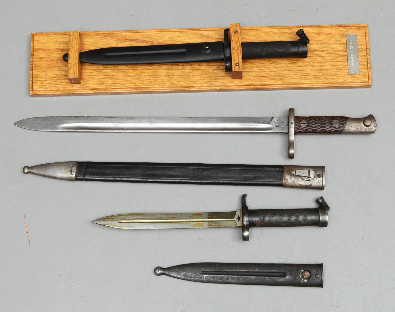BAJONETTER, 3 st, 1900-tal.