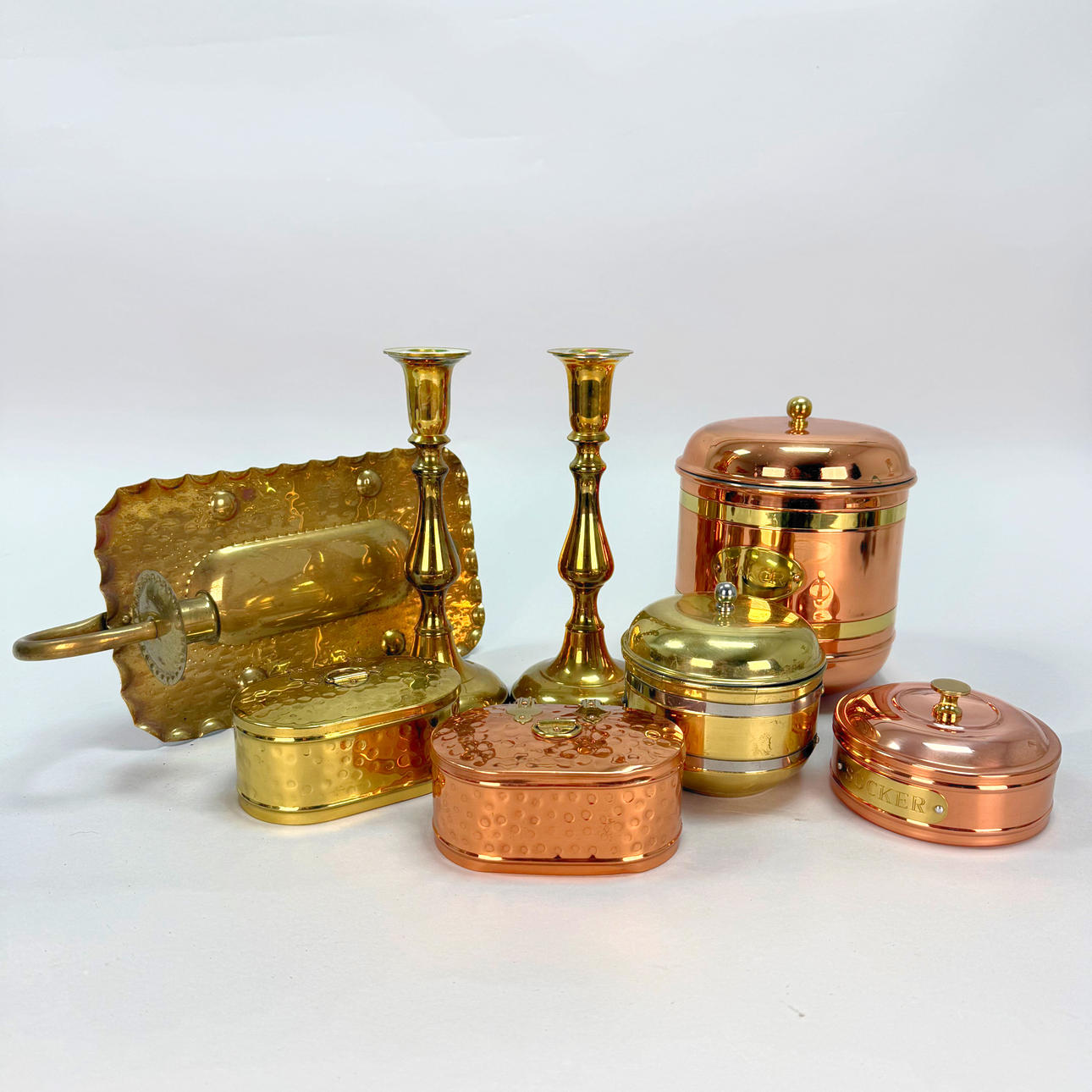 COPPER & BRASS ITEMS.