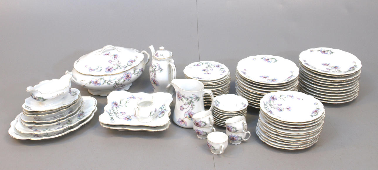 MATSERVIS, porslin, 80 delar, Tjeckoslovakien.