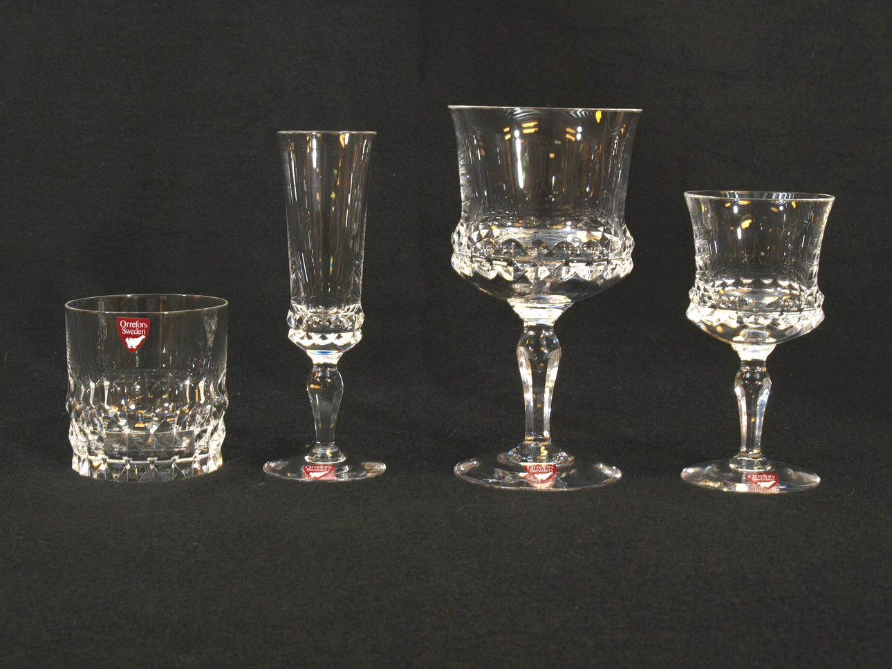 GLASSERVIS, 48 delar, "Silvia", Ingeborg Lundin, Orrefors.