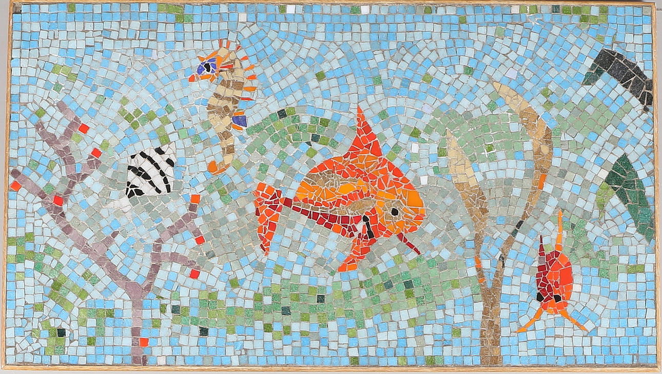 BORDSSKIVA, trä/mosaik, 1900-talets andra hälft.