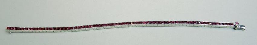 18K vitguld rubin armband: vitguld.