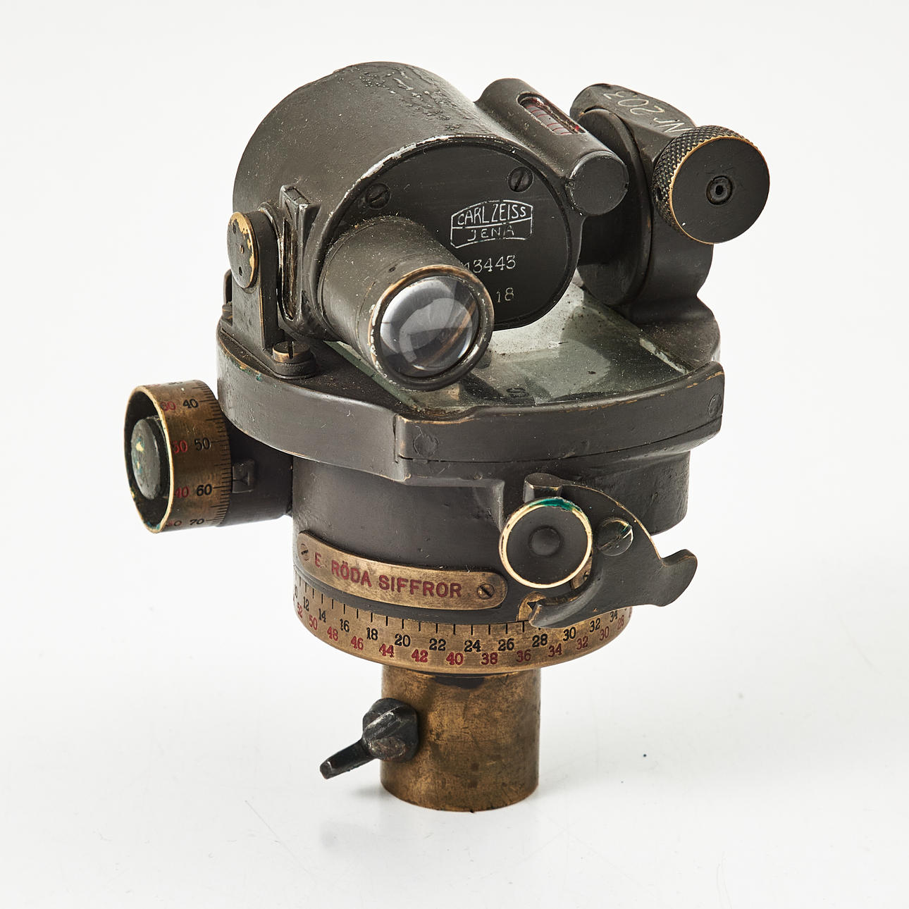 BALANCING INSTRUMENT, Artillery targeting device, with tripod ocl case.