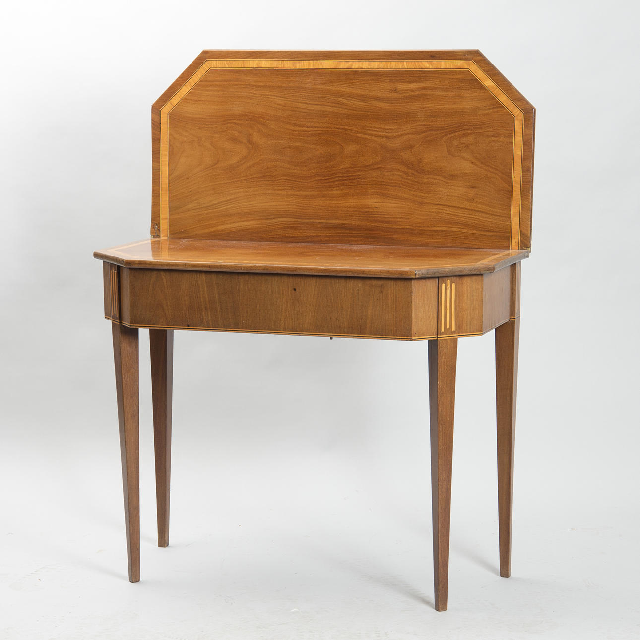 SPELBORD, mahogny med intarsia, gustaviansk stil.