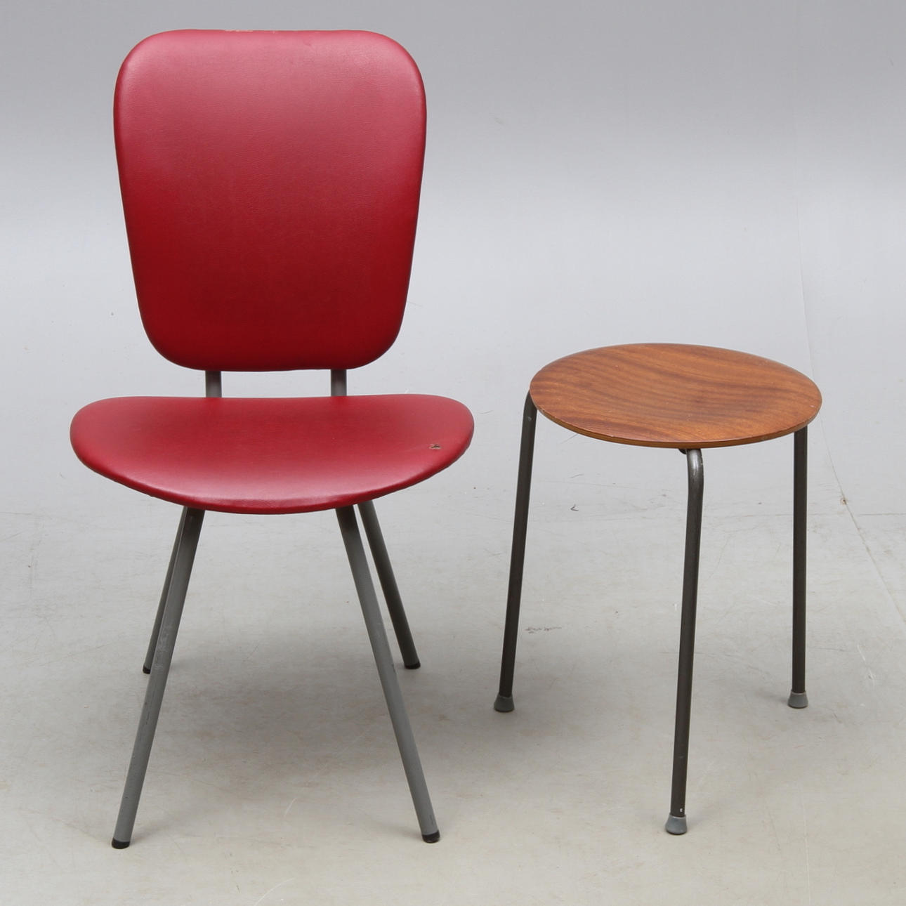 STOL samt PALL, omkring 1900-talets mitt.